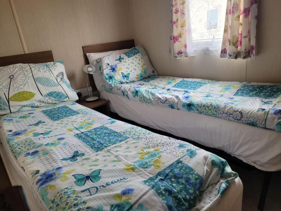 Caravan In The Cotswolds Villa Cirencester Ngoại thất bức ảnh