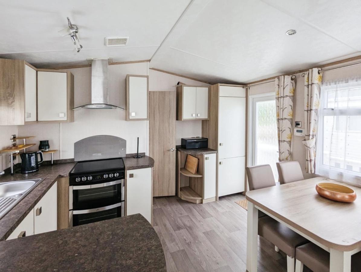 Caravan In The Cotswolds Villa Cirencester Ngoại thất bức ảnh